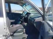 ✅ 2002 Suzuki XL7 Standard • VIN: JS3TX92V124127536 • Lot: 43177465. Wystawiony na IAAI z przebiegiem 150 765 mil. Bezpłatny archiwum sprzedaży aukcyjnych z USA i szczegółowy raport historii pojazdu na DreamBid. Zdjęcie 5.