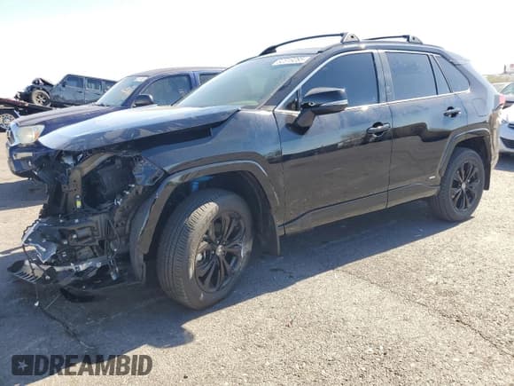 ✅ 2024 Toyota RAV4 Hybrid SE • VIN: JTM16RFV8RD148400 • Лот: 82319285. Опубликован ранее на Copart с пробегом 11 320 миль. Бесплатный доступ к архиву аукционных продаж из США и подробный отчёт об истории автомобиля на DreamBid. Изображение 1.