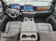 ✅ 2022 Chevrolet Silverado 1500 High Country • VIN: 3GCUDJEL2NG577887 • Lot: 82078435. Listed on Copart with 45,858 mi. Free auction sales archive from the USA and detailed vehicle history report at DreamBid. Image 8.