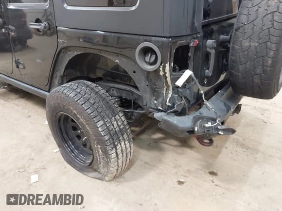 ✅ 2010 Jeep Wrangler Unlimited Rubicon • VIN: 1J4BA6H19AL186749 • Лот: 43620531. Опубликован ранее на IAAI с пробегом 97 745 миль. Бесплатный доступ к архиву аукционных продаж из США и подробный отчёт об истории автомобиля на DreamBid. Изображение 6.