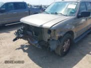 ✅ 2003 Ford Expedition Special Service • VIN: 1FMPU15L13LC51426 • Lot: 42397176. Wystawiony na IAAI z przebiegiem 153 830 mil. Bezpłatny archiwum sprzedaży aukcyjnych z USA i szczegółowy raport historii pojazdu na DreamBid. Zdjęcie 6.