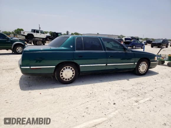 ✅ 1999 Cadillac DeVille • VIN: 1G6KD54Y7XU786850 • Lot: 57855295. Wystawiony na Copart z przebiegiem 274 543 mil. Bezpłatny archiwum sprzedaży aukcyjnych z USA i szczegółowy raport historii pojazdu na DreamBid. Zdjęcie 3.