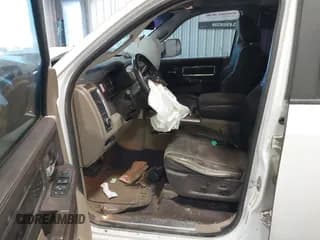 ✅ 2011 Ram 2500 Laramie • VIN: 3D7UT2HL5BG618700 • Lot: 43771351. Wystawiony na IAAI z przebiegiem 216 001 mil. Bezpłatny archiwum sprzedaży aukcyjnych z USA i szczegółowy raport historii pojazdu na DreamBid. Zdjęcie 5.