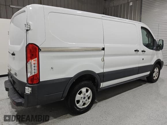 ✅ 2018 Ford Transit • VIN: 1FTYR1YG1JKB22811 • Лот: 56507625. Опубликован ранее на Copart с пробегом 114 096 миль. Бесплатный доступ к архиву аукционных продаж из США и подробный отчёт об истории автомобиля на DreamBid. Изображение 3.