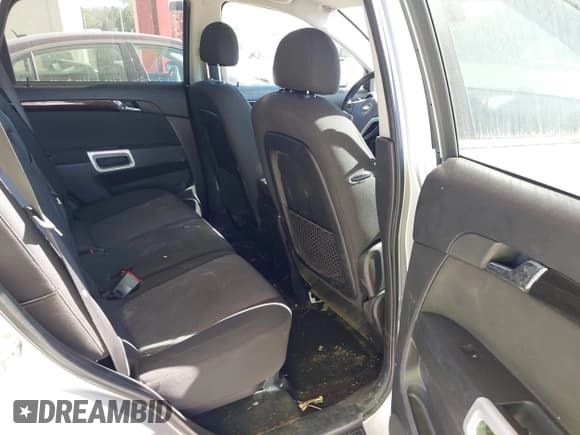 ✅ 2014 Chevrolet Captiva Sport LS • VIN: 3GNAL2EK0ES650973 • Lot: 41289525. Wystawiony na IAAI z przebiegiem 141 093 mil. Bezpłatny archiwum sprzedaży aukcyjnych z USA i szczegółowy raport historii pojazdu na DreamBid. Zdjęcie 8.