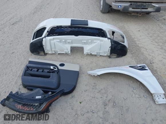 ✅ 2020 Land Rover Range Rover Sport HSE • VIN: SALWR2SU1LA898806 • Lot: 41904880. Listed on IAAI with 88,393 mi. Free auction sales archive from the USA and detailed vehicle history report at DreamBid. Image 12.