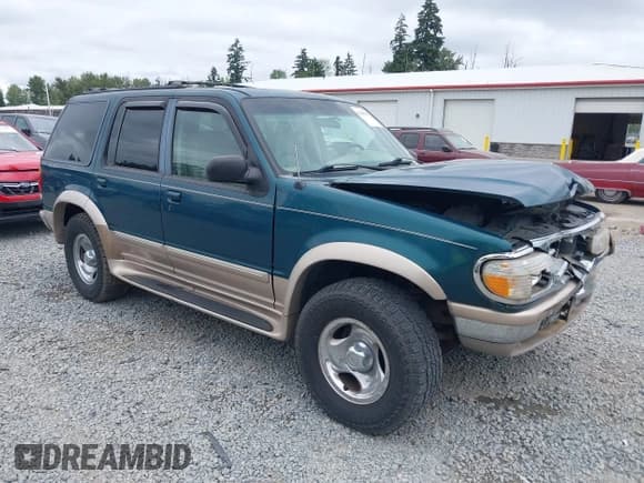 ✅ 1997 Ford Explorer XL • VIN: 1FMDU34E4VUC30455 • Lot: 42698397. Listed on IAAI with 137,612 mi. Free auction sales archive from the USA and detailed vehicle history report at DreamBid. Image 1.