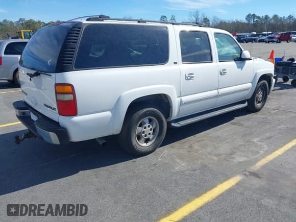 ✅ 2002 Chevrolet Suburban LS • VIN: 3GNEC16Z82G322514 • Лот: 41447976. Опубликован ранее на IAAI с пробегом 224 486 миль. Бесплатный доступ к архиву аукционных продаж из США и подробный отчёт об истории автомобиля на DreamBid. Изображение 4.