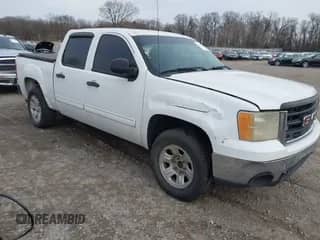2007 GMC Sierra 1500 SLT with VIN 3GTEC13JX7G555776, listed as a IAAI auction lot 41489061 with 296,802 mi miles and . Bid and sale history available at DreamBid. Image 1.