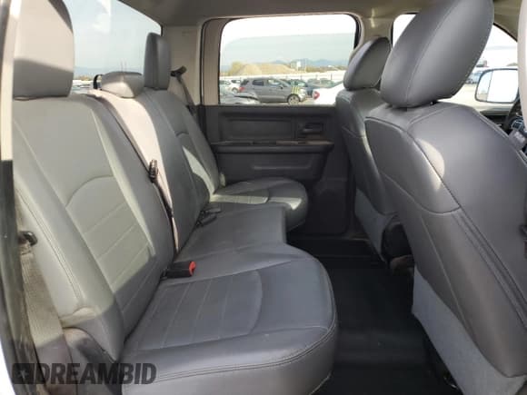 ✅ 2018 Ram 2500 Tradesman • VIN: 3C6UR5HL7JG101026 • Lot: 92032685. Wystawiony na Copart z przebiegiem 229 692 mil. Bezpłatny archiwum sprzedaży aukcyjnych z USA i szczegółowy raport historii pojazdu na DreamBid. Zdjęcie 10.