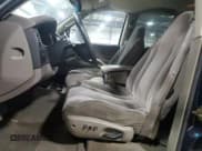 ✅ 2004 Dodge Dakota SLT • VIN: 1D7HG48N74S729943 • Lot: 55518285. Wystawiony na Copart z przebiegiem 179 191 mil. Bezpłatny archiwum sprzedaży aukcyjnych z USA i szczegółowy raport historii pojazdu na DreamBid. Zdjęcie 7.