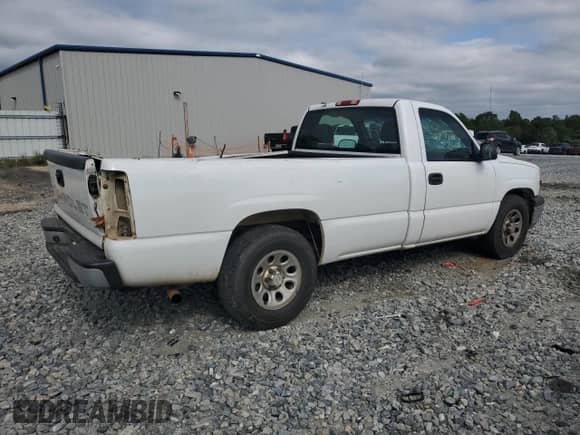 ✅ 2006 Chevrolet Silverado 1500 Work Truck • VIN: 3GCEC14X86G192993 • Lot: 70599224. Wystawiony na Copart z przebiegiem 207 515 mil mil. Skorzystaj z bezpłatnego archiwum sprzedaży aukcyjnych z USA i zobacz szczegółowy raport historii pojazdu na DreamBid. Zdjęcie 3.