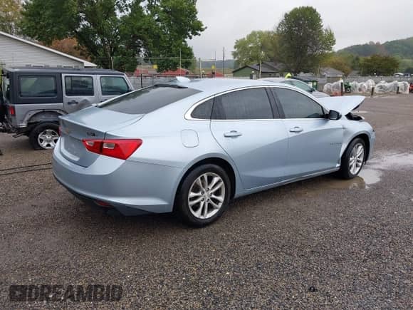 2017 Chevrolet Malibu LT с VIN 1G1ZE5ST7HF134230, выставлен на аукционе IAAI как лот 43288951 с пробегом 105 610 миль миль и . История ставок и продаж доступна на DreamBid. Изображение 4.