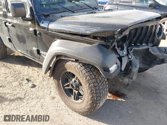 ✅ 2020 Jeep Wrangler Unlimited Sport Altitude • VIN: 1C4HJXDN5LW294849 • Лот: 43627954. Опубликован ранее на IAAI с пробегом 100 606 миль. Бесплатный доступ к архиву аукционных продаж из США и подробный отчёт об истории автомобиля на DreamBid. Изображение 17.