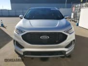 ✅ 2019 Ford Edge ST • VIN: 2FMPK4APXKBB91290 • Lot: 86829495. Wystawiony na Copart z przebiegiem 111 671 mil. Bezpłatny archiwum sprzedaży aukcyjnych z USA i szczegółowy raport historii pojazdu na DreamBid. Zdjęcie 5.