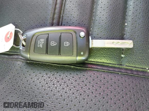 ✅ 2023 Hyundai Venue SEL • VIN: KMHRC8A30PU266073 • Лот: 41223588. Опубликован ранее на IAAI с пробегом 12 801 миль. Бесплатный доступ к архиву аукционных продаж из США и подробный отчёт об истории автомобиля на DreamBid. Изображение 11.