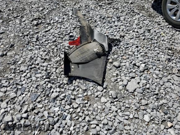 ✅ 2019 Hyundai Accent SE • VIN: 3KPC24A33KE058668 • Лот: 50456275. Опубликован ранее на Copart с пробегом 96 196 миль. Бесплатный доступ к архиву аукционных продаж из США и подробный отчёт об истории автомобиля на DreamBid. Изображение 14.