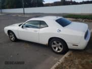 ✅ 2009 Dodge Challenger SE • VIN: 2B3LJ44V99H507724 • Lot: 76607684. Listed on Copart with 191,958 mi. Free auction sales archive from the USA and detailed vehicle history report at DreamBid. Image 2.