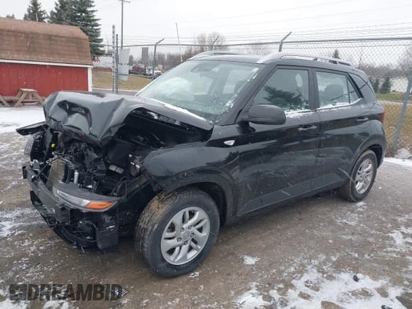 ✅ 2020 Hyundai Venue SEL • VIN: KMHRC8A37LU053700 • Lot: 41253662. Listed on IAAI with 102,226 mi. Free auction sales archive from the USA and detailed vehicle history report at DreamBid. Image 18.