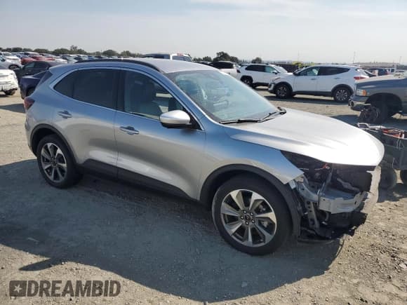 ✅ 2023 Ford Escape Platinum • VIN: 1FMCU9JA0PUB42229 • Lot: 70760475. Wystawiony na Copart z przebiegiem 60 717 mil. Bezpłatny archiwum sprzedaży aukcyjnych z USA i szczegółowy raport historii pojazdu na DreamBid. Zdjęcie 4.