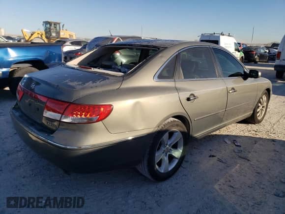 2007 Hyundai Azera SE с VIN KMHFC46F67A182565, выставлен на аукционе Copart как лот 72431813 с пробегом 103 139 миль миль и Чистый • Clean title. История ставок и продаж доступна на DreamBid. Изображение 3.