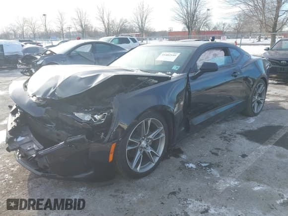 ✅ 2021 Chevrolet Camaro 1LT • VIN: 1G1FB1RS0M0139221 • Lot: 41402149. Wystawiony na IAAI z przebiegiem 34 832 mil. Bezpłatny archiwum sprzedaży aukcyjnych z USA i szczegółowy raport historii pojazdu na DreamBid. Zdjęcie 2.