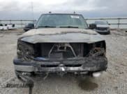 ✅ 2004 Chevrolet Silverado 1500 LS • VIN: 2GCEK13T541412243 • Lot: 77465974. Wystawiony na Copart z przebiegiem Nie podano. Bezpłatny archiwum sprzedaży aukcyjnych z USA i szczegółowy raport historii pojazdu na DreamBid. Zdjęcie 5.