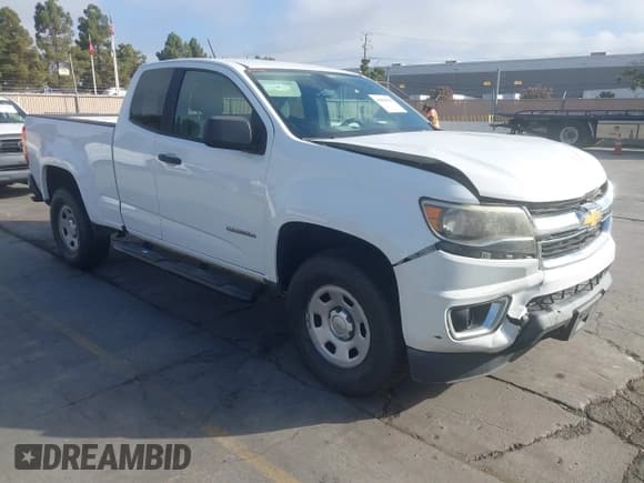 ✅ 2018 Chevrolet Colorado 2WD Work Truck • VIN: 1GCHSBEA4J1118431 • Lot: 43052818. Listed on IAAI with 135,573 mi. Free auction sales archive from the USA and detailed vehicle history report at DreamBid. Image 1.