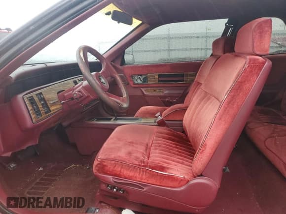 ✅ 1989 Buick Regal • VIN: 2G4WB14T0K1452712 • Lot: 86202844. Listed on Copart with 165,184 mi. Free auction sales archive from the USA and detailed vehicle history report at DreamBid. Image 7.