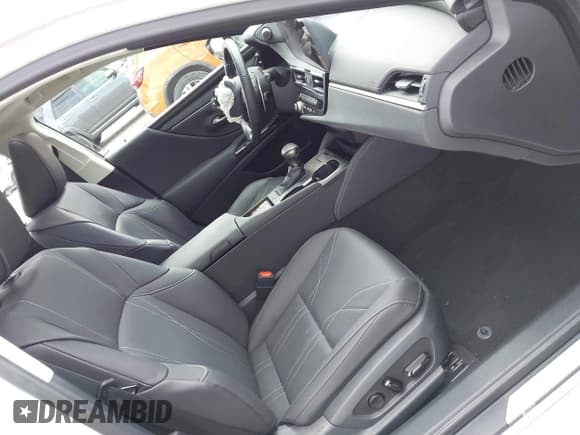 ✅ 2024 Lexus ES 300h Luxury • VIN: 58AEA1C15RU040758 • Lot: 42335120. Listed on IAAI with 20,691 mi. Free auction sales archive from the USA and detailed vehicle history report at DreamBid. Image 5.