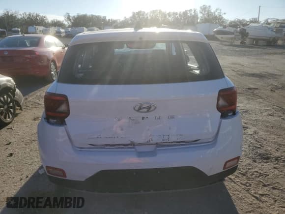 ✅ 2021 Hyundai Venue SE • VIN: KMHRB8A39MU126098 • Lot: 85870624. Listed on Copart with Not provided. Free auction sales archive from the USA and detailed vehicle history report at DreamBid. Image 6.