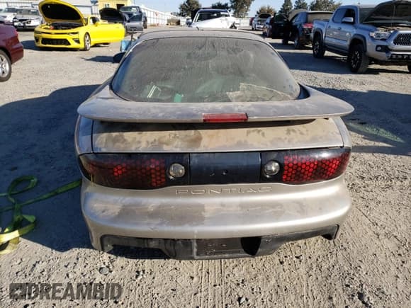 ✅ 1999 Pontiac Firebird Formula • VIN: 2G2FV22G3X2206170 • Lot: 74780914. Listed on Copart with Not provided. Free auction sales archive from the USA and detailed vehicle history report at DreamBid. Image 6.