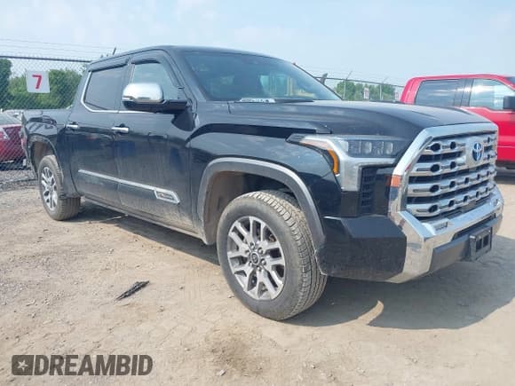 ✅ 2023 Toyota Tundra 1794 Edition • VIN: 5TFMC5DB0PX014659 • Lot: 42413003. Wystawiony na IAAI z przebiegiem 66 899 mil. Bezpłatny archiwum sprzedaży aukcyjnych z USA i szczegółowy raport historii pojazdu na DreamBid. Zdjęcie 1.