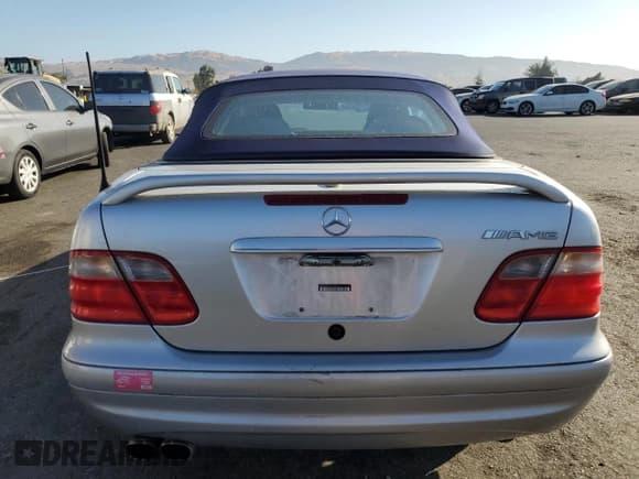 ✅ 2000 Mercedes-Benz CLK 320/430 • VIN: WDBLK70G5YT048535 • Лот: 72619944. Опубликован ранее на Copart с пробегом 60 971 миль. Бесплатный доступ к архиву аукционных продаж из США и подробный отчёт об истории автомобиля на DreamBid. Изображение 6.