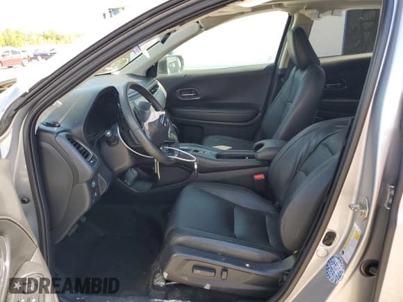 ✅ 2019 Honda HR-V Touring • VIN: 3CZRU6H94KM713897 • Лот: 70648005. Опубликован ранее на Copart с пробегом 94 754 миль. Бесплатный доступ к архиву аукционных продаж из США и подробный отчёт об истории автомобиля на DreamBid. Изображение 7.