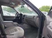 ✅ 2005 Ford Explorer XLT • VIN: 1FMZU73K15UA92541 • Lot: 42352310. Listed on IAAI with 212,558 mi. Free auction sales archive from the USA and detailed vehicle history report at DreamBid. Image 5.