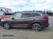 ✅ 2019 Subaru Ascent Touring • VIN: 4S4WMARDXK3434594 • Lot: 43795751. Listed on IAAI with 81,380 mi. Free auction sales archive from the USA and detailed vehicle history report at DreamBid. Image 14.