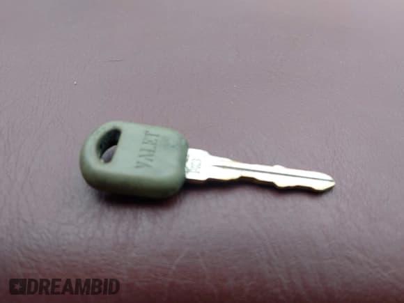 ✅ 1999 Buick Park Avenue • VIN: 1G4CW52K0X4601883 • Lot: 42170730. Listed on IAAI with 118,272 mi. Free auction sales archive from the USA and detailed vehicle history report at DreamBid. Image 11.