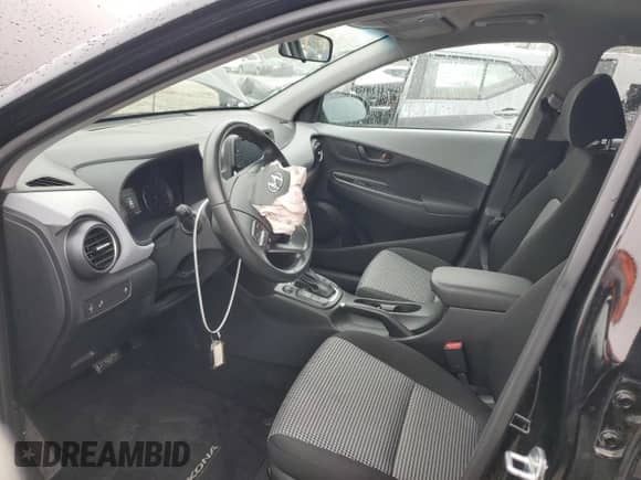 2018 Hyundai Kona SEL with VIN KM8K2CAA9JU083199, listed as a Copart auction lot 37691963 with 30,265 mi miles and . Bid and sale history available at DreamBid. Image 7.