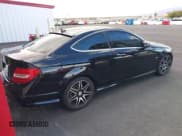 ✅ 2014 Mercedes-Benz C 250 • VIN: WDDGJ4HB3EG300841 • Lot: 41765449. Wystawiony na IAAI z przebiegiem 152 263 mil. Bezpłatny archiwum sprzedaży aukcyjnych z USA i szczegółowy raport historii pojazdu na DreamBid. Zdjęcie 4.