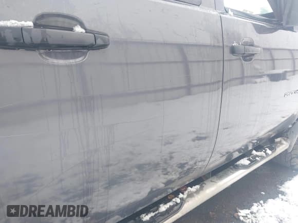 ✅ 2011 Chevrolet Silverado 2500HD LT • VIN: 1GC1KXCG9BF197640 • Lot: 43748797. Listed on IAAI with 128,726 mi. Free auction sales archive from the USA and detailed vehicle history report at DreamBid. Image 18.