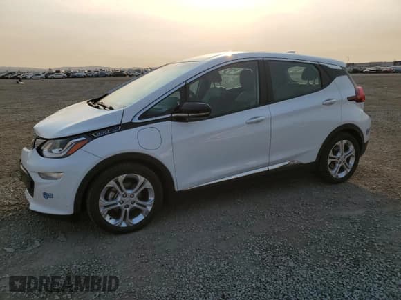 ✅ 2020 Chevrolet Bolt EV LT • VIN: 1G1FY6S08L4145151 • Лот: 42521315. Опубликован ранее на Copart с пробегом 72 405 миль. Бесплатный доступ к архиву аукционных продаж из США и подробный отчёт об истории автомобиля на DreamBid. Изображение 1.