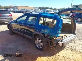 ✅ 2002 Volvo V70 • VIN: YV1SZ58D321054774 • Lot: 43609068. Wystawiony na IAAI z przebiegiem Nie podano. Bezpłatny archiwum sprzedaży aukcyjnych z USA i szczegółowy raport historii pojazdu na DreamBid. Zdjęcie 3.