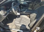 ✅ 2024 BMW 7 Series 760i xDrive • VIN: WBA33EJ00RCS16942 • Lot: 68005105. Wystawiony na Copart z przebiegiem 26 937 mil. Bezpłatny archiwum sprzedaży aukcyjnych z USA i szczegółowy raport historii pojazdu na DreamBid. Zdjęcie 7.