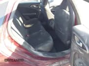 ✅ 2016 Chrysler 200 Limited • VIN: 1C3CCCAGXGN197343 • Lot: 43358650. Wystawiony na IAAI z przebiegiem 62 070 mil. Bezpłatny archiwum sprzedaży aukcyjnych z USA i szczegółowy raport historii pojazdu na DreamBid. Zdjęcie 8.