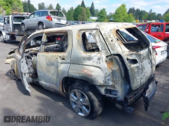 ✅ 2015 GMC Terrain SLT • VIN: 2GKFLXE37F6288424 • Лот: 40232594. Опубликован ранее на IAAI с пробегом Не указан. Бесплатный доступ к архиву аукционных продаж из США и подробный отчёт об истории автомобиля на DreamBid. Изображение 3.