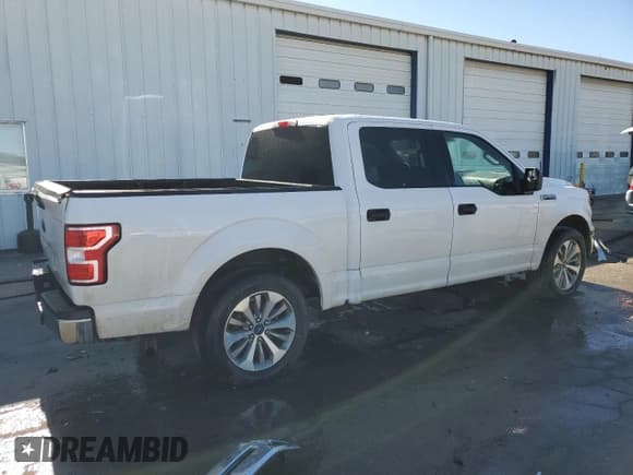 ✅ 2018 Ford F-150 XL • VIN: 1FTEW1CB5JFD14975 • Lot: 91578125. Wystawiony na Copart z przebiegiem 175 470 mil. Bezpłatny archiwum sprzedaży aukcyjnych z USA i szczegółowy raport historii pojazdu na DreamBid. Zdjęcie 3.