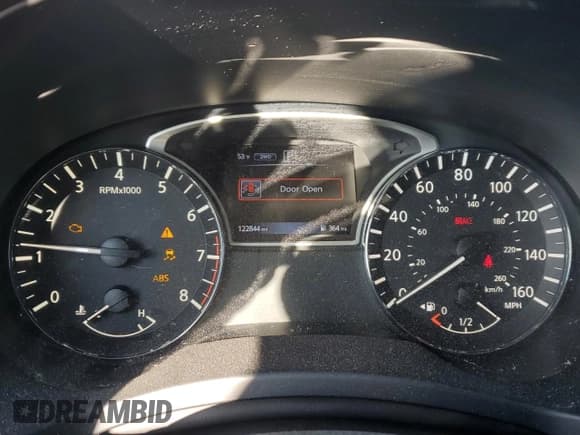 ✅ 2016 Nissan Pathfinder SV • VIN: 5N1AR2MMXGC615520 • Lot: 84034195. Listed on Copart with 122,844 mi. Free auction sales archive from the USA and detailed vehicle history report at DreamBid. Image 9.