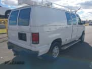 ✅ 2011 Ford Econoline Cargo Commercial • VIN: 1FTNE2EW0BDA99608 • Lot: 43509475. Wystawiony na IAAI z przebiegiem 241 285 mil. Bezpłatny archiwum sprzedaży aukcyjnych z USA i szczegółowy raport historii pojazdu na DreamBid. Zdjęcie 4.