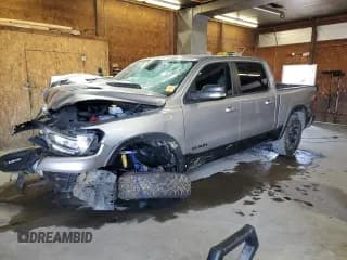 ✅ 2019 Ram 1500 Rebel • VIN: 1C6SRFLT5KN734248 • Лот: 71402035. Опубликован ранее на Copart с пробегом Не указан. Бесплатный доступ к архиву аукционных продаж из США и подробный отчёт об истории автомобиля на DreamBid. Изображение 1.